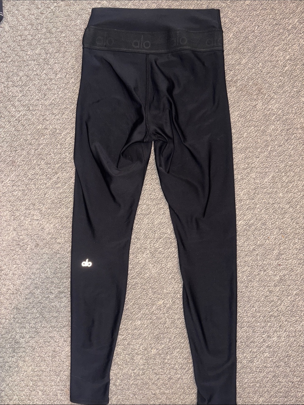 Alo Yoga Airlift performance leggings
